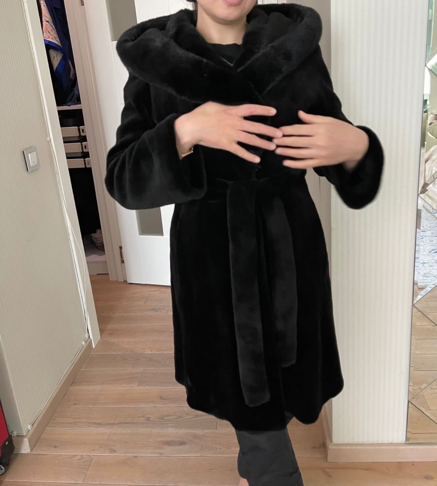 Продам стриженную норковую шубу,на худенькую, маленькую девушку, xs.