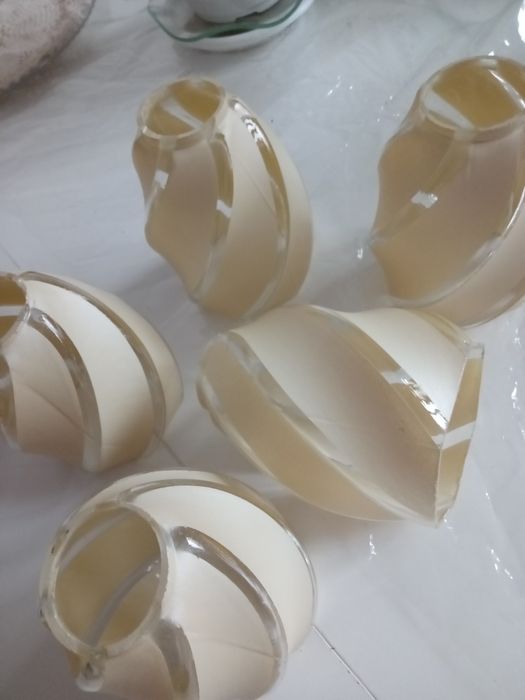 Плафоны стеклянные с узором,5 шт, диаметр отверстия 4см