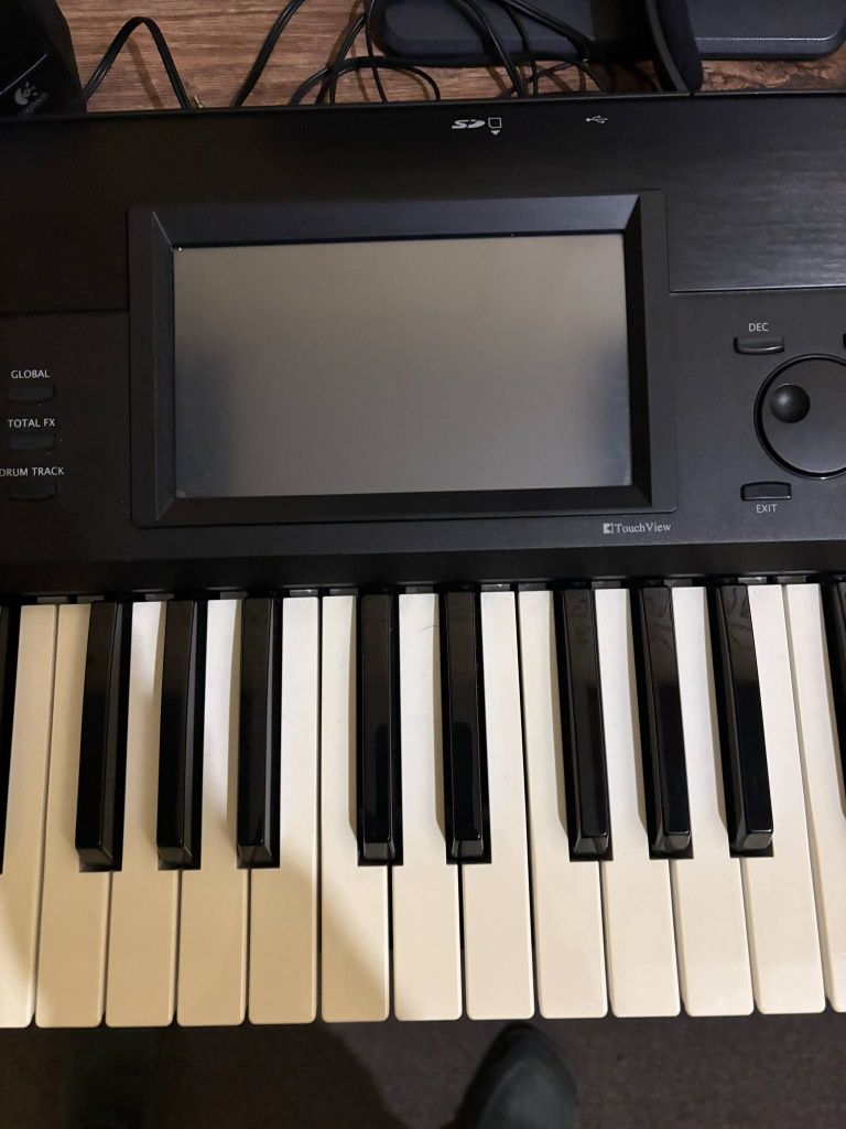 Korg Krome 61 (Корг Кроме)
