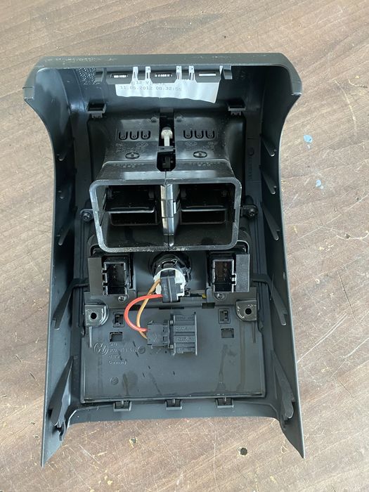 Grila cotiera cu butoane incalzire bancheta passat cc b7 b6