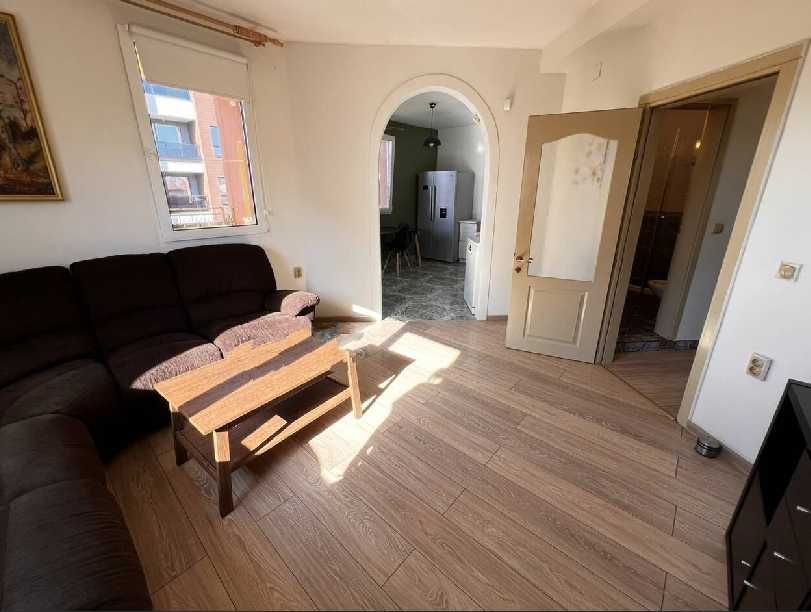Дава се под наем Тристаен апартамент в София, Обеля - 105 кв.м за 612 € - Снимка #1