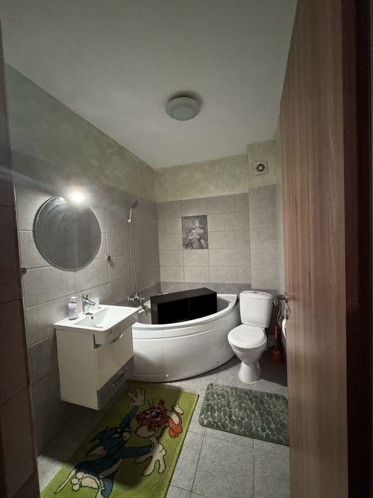 Inchiriez apartament 3 camere militari residence