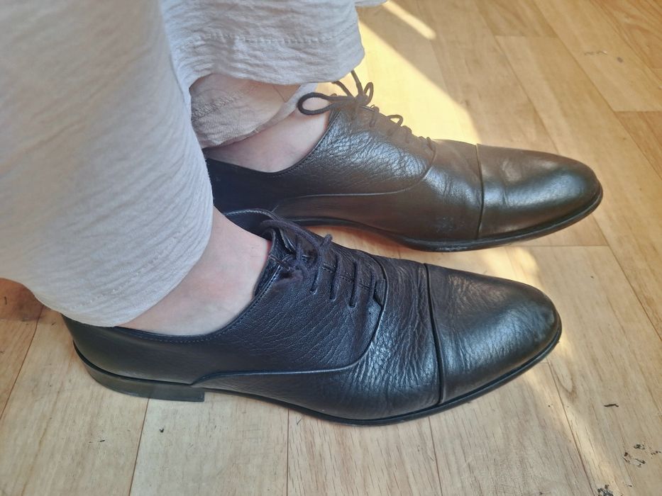 Мужские черные туфли