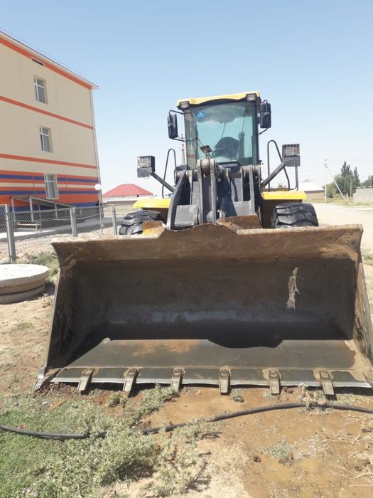 Погрузчик 3куб аренда услуга погрузчик