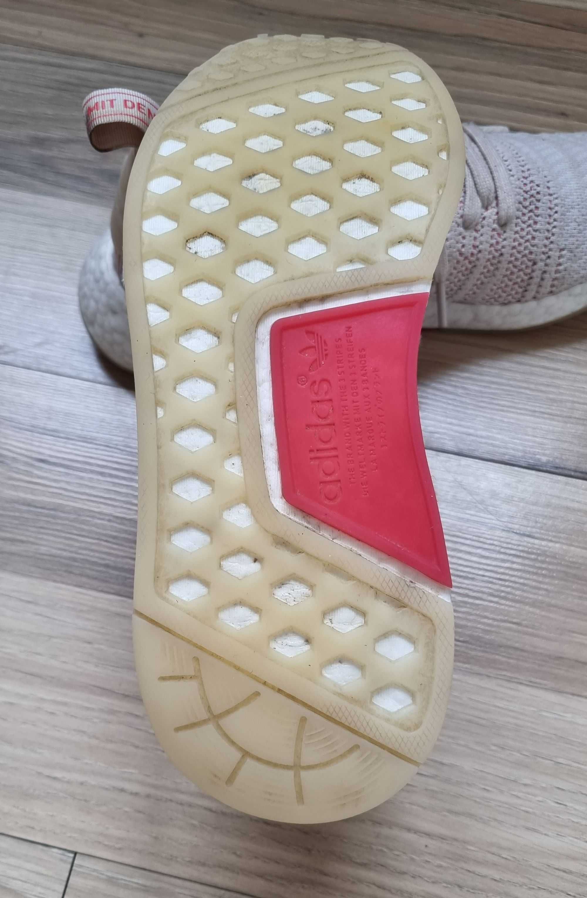 Дамски маратонки Adidas NMD R1 - 38 2/3