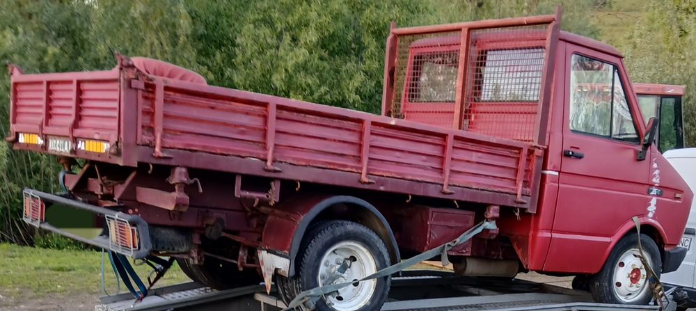 Vand iveco 35-8  basculabil