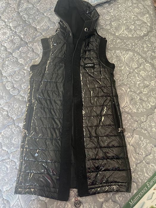 Безрукавка чёрный