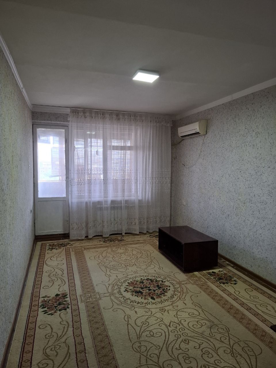 Ijaraga uy bor 2 xonali Vasxodda