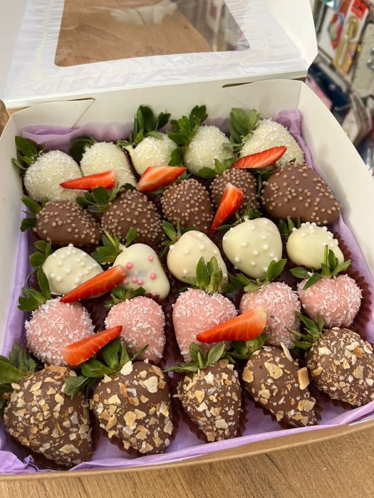 Клубника в шоколаде Алматы свежие клубники