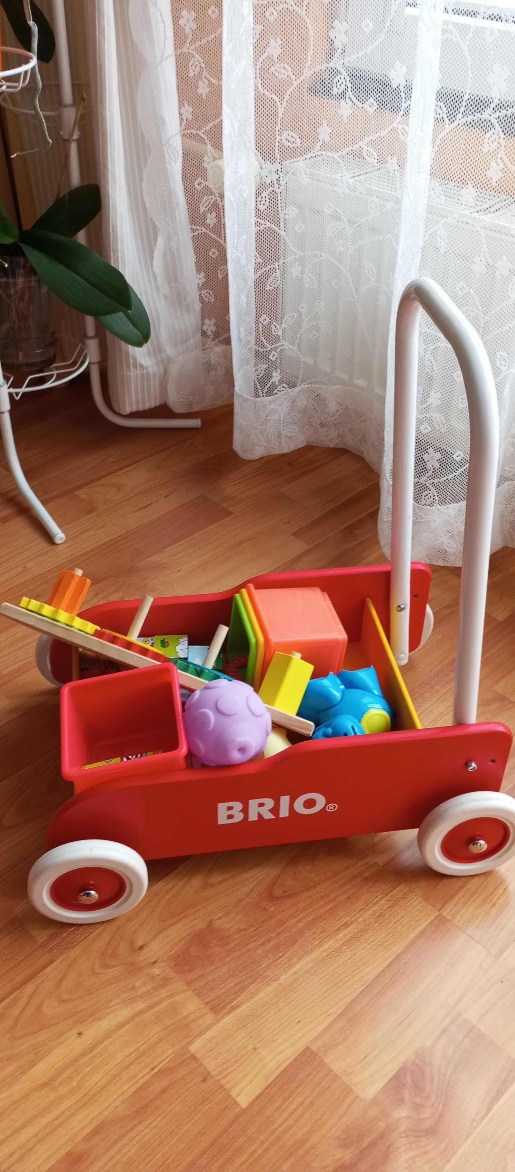 Детска проходилка/количка за бутане