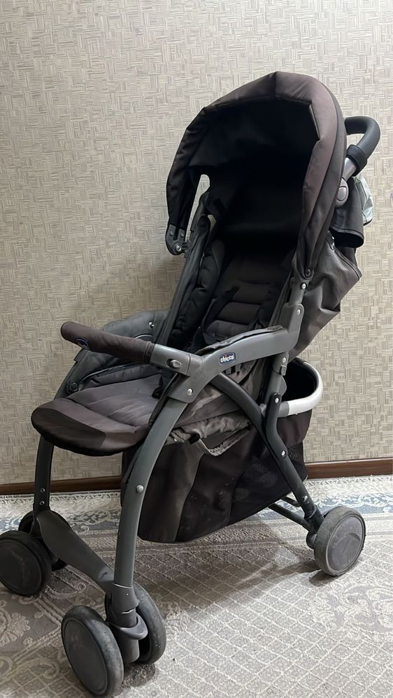 Коляска chicco,  жағдайы жақсы… Келіп көріңіздер