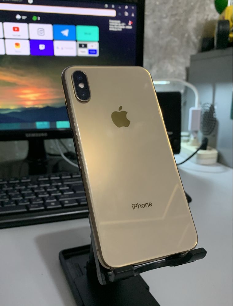 Iphone XS Gold