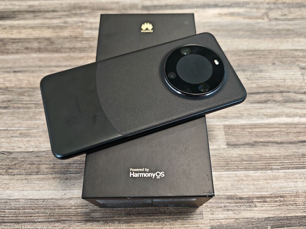 Като нов/Huawei Mate 60 Pro 12GB RAM 1TB Black