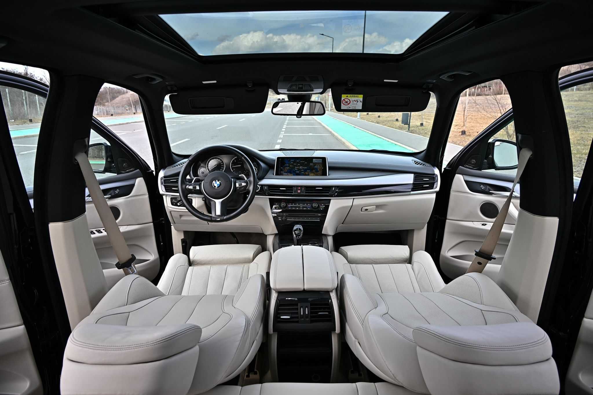 BMW X5 xdrive pano/headup/313cp