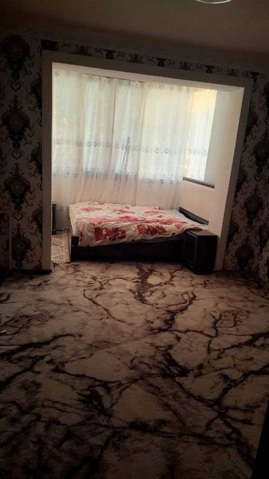 Микрорайонда ижарага квартира бор