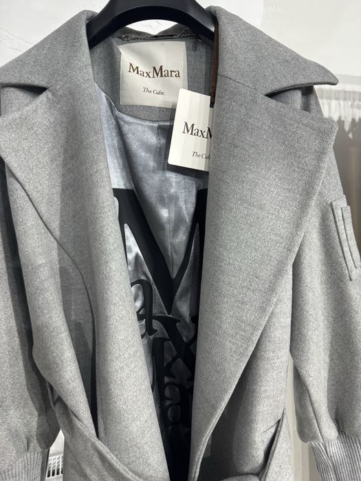 Palton Max Mara Nou