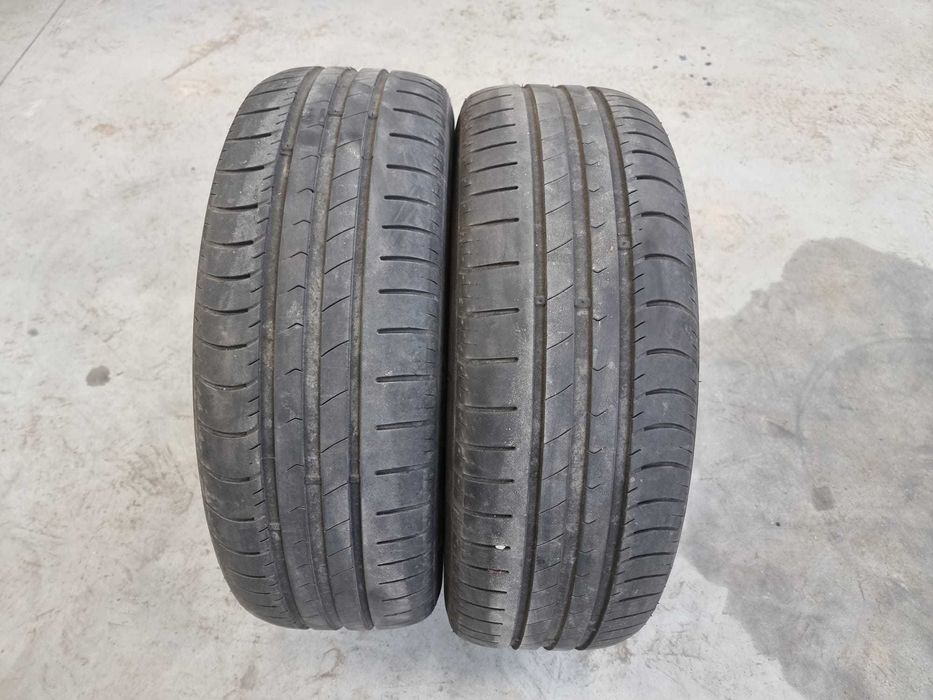 2 Anvelope VARA 195.55.16 "Hankook" ; stare buna