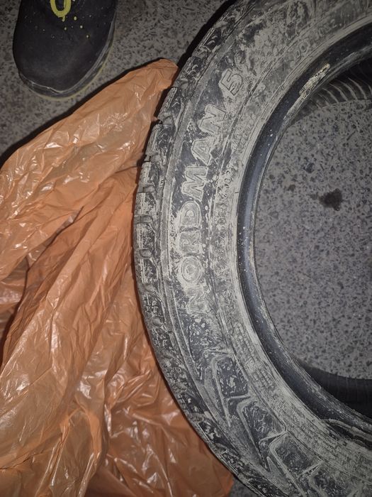 Продам шины 185х50х14 размер