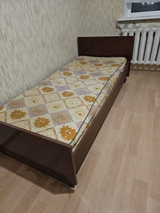 Продаётся кровать