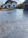 Decorațiuni din beton amprentat curti gradin garduri case scari