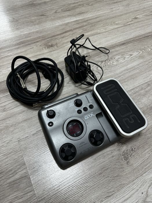 Гитарный процессор Zoom