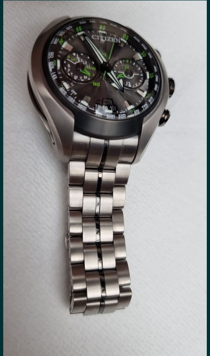 Ceas Citizen sattelite