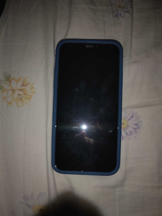 Продам айфон 10 х