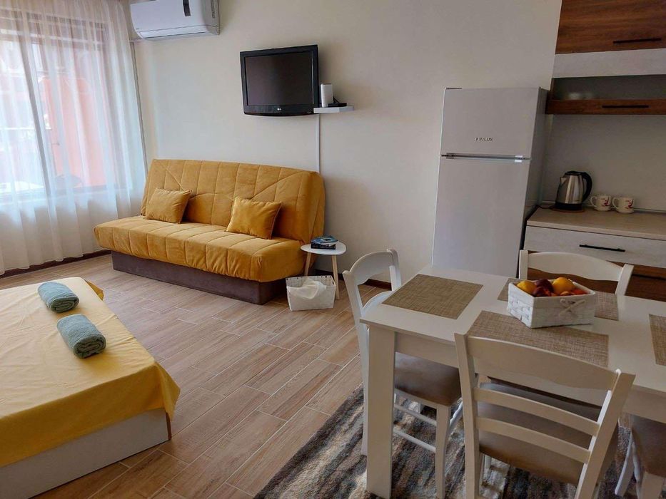 Дава се под наем Едностаен апартамент в Варна, Център - 43 кв.м за 500 € - Снимка #5