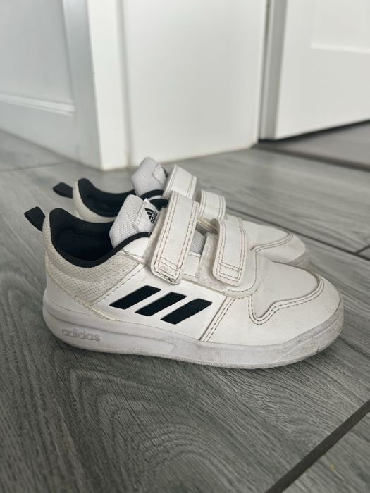 Adidasi Adidas copiii marime 27
