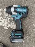 Vand filetanta Makita