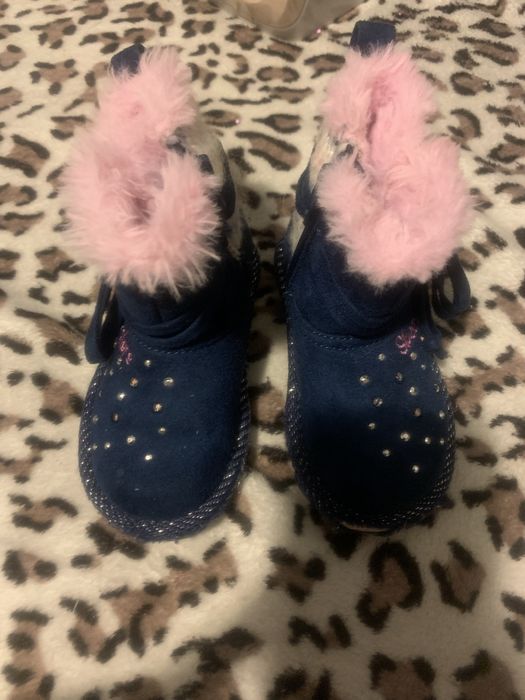 Ghetute Ugg nr 21 schecers