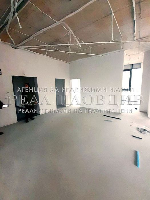 Продава се Офис в Пловдив, Кючук Париж - 180 кв.м за 2200 €/кв.м - Снимка #7