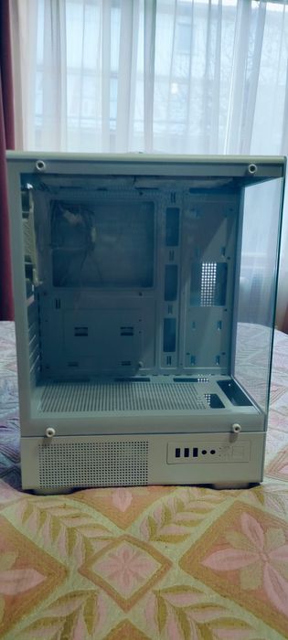 Компьютерный корпус xtreon330-1