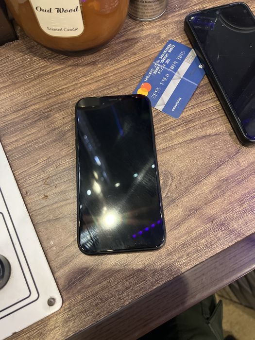 Iphone xr  vand sau schimb