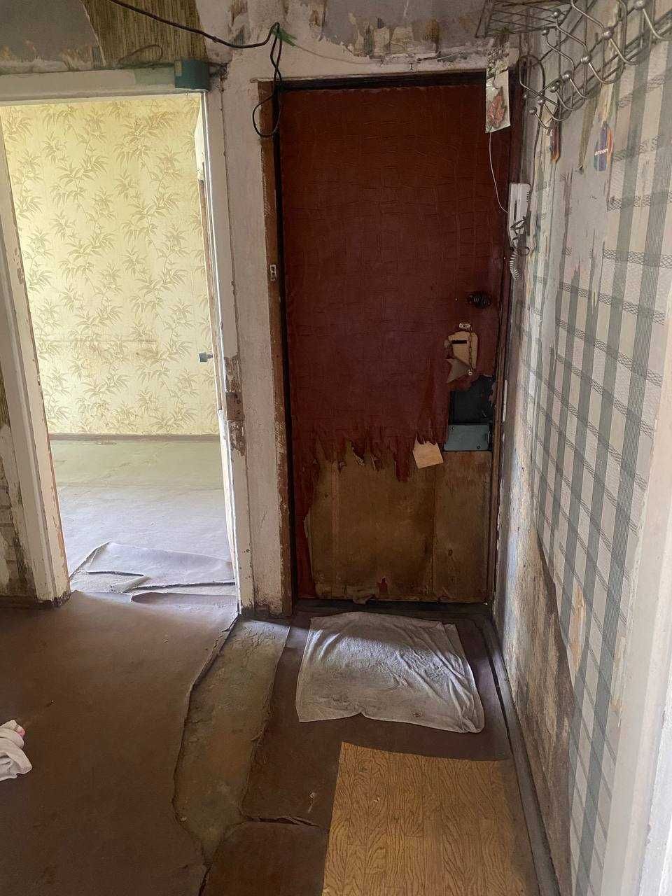 Продам квартиру Чиланзар 16, метро М.Улугбек,  4-х ком-я  70.000 у.е.