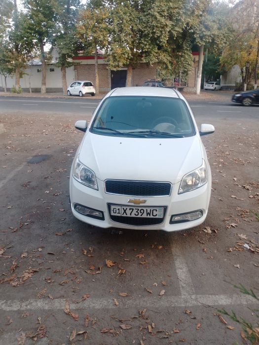 Нексия 3 в отличном состоянии своя