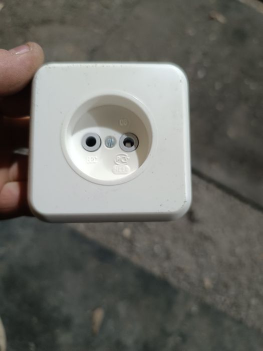 Продам розетки новые в наличии 83 шт