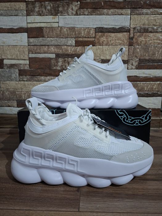 Versace chain reaction