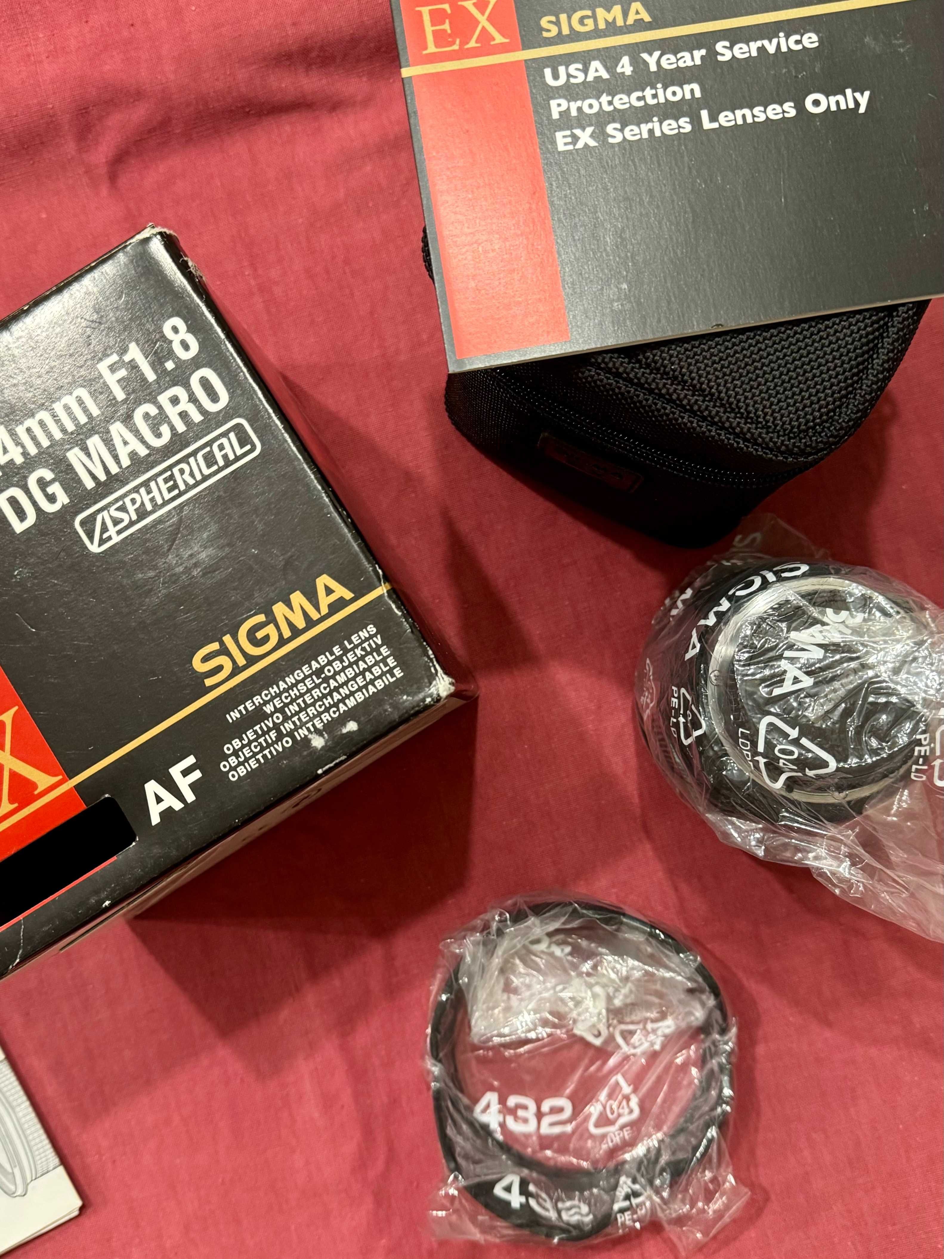 Объектив SIGMA 24mm F1.8  DG Aspherical MACRO