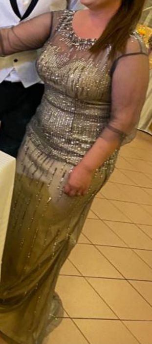 Vand rochie Aeelis purtata de 2 ori, marime 40-42-44