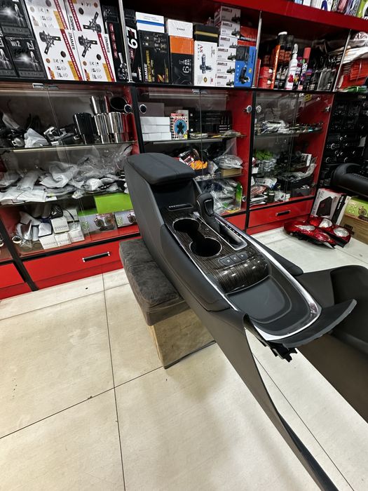 Malbu bar. Eng sifatliy. Zori new