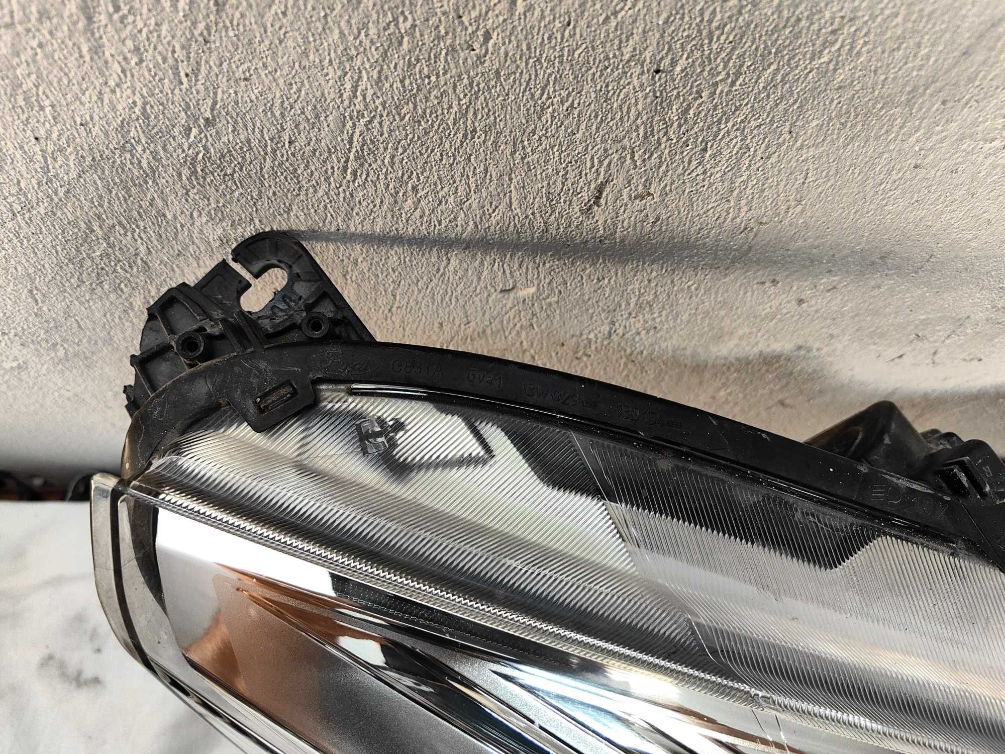 Оригинален фар Форд Куга  Ford Kuga Led Bixenon