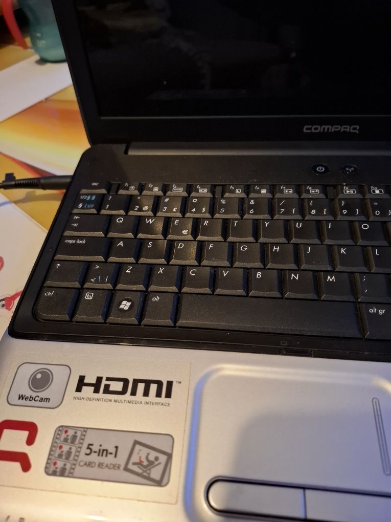Лаптоп HP Compaq 4gb ram 250 hard 1,90 ghz
