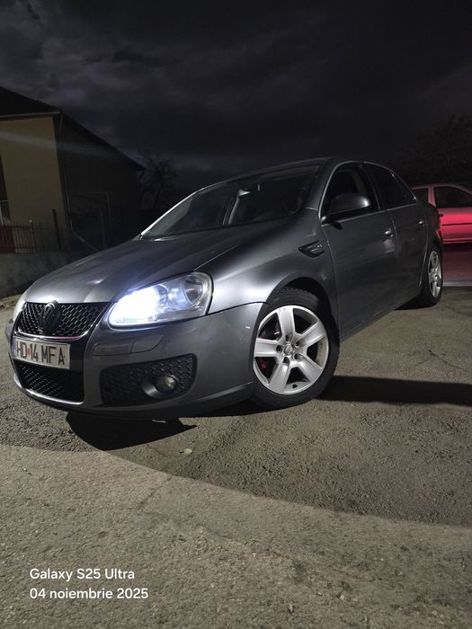 Se vinde Vw jetta