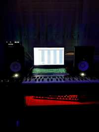 Home studio , yamaha hs5 , scarlet solo