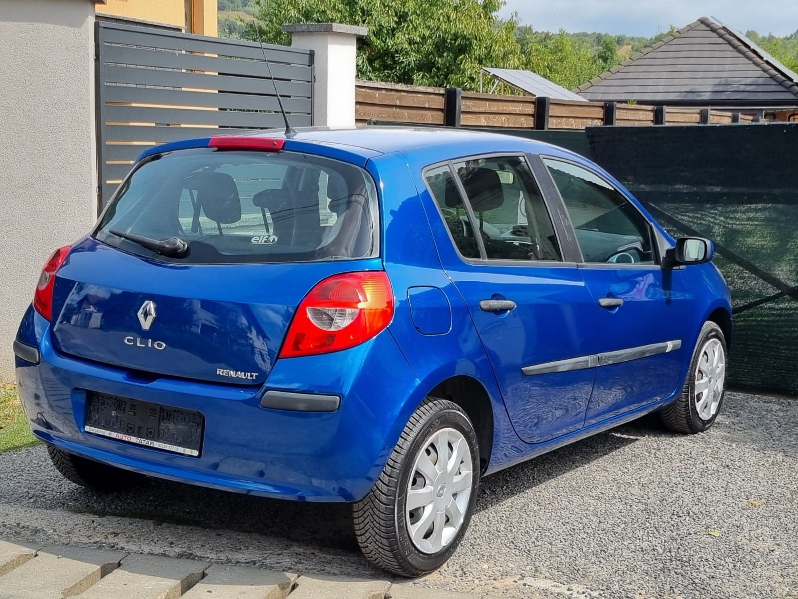 Vând Renault Clio III Motor 1.2 benzina an 2007