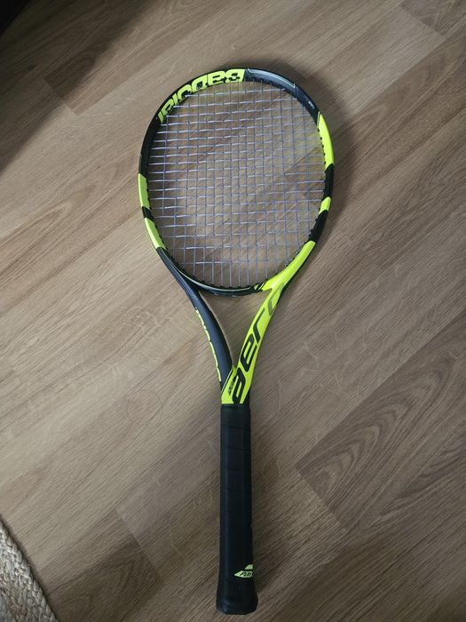 Babolat Pure Aero 300 Neon Stare f buna Maner 3 si 2 ca Noua