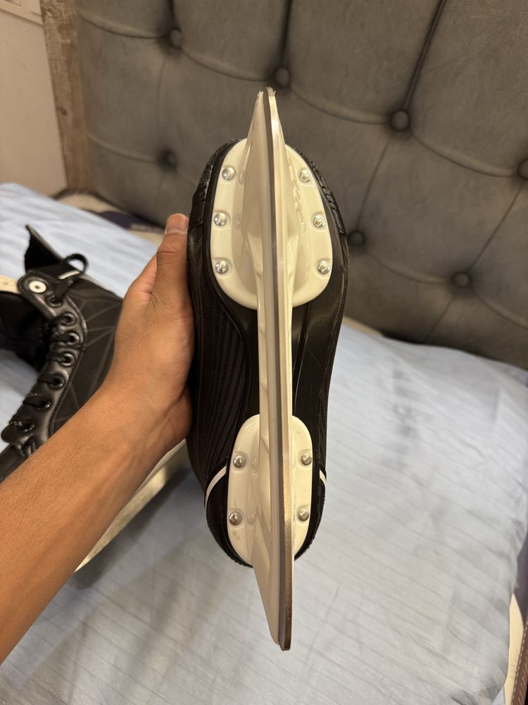 Хоккейные Конки Bauer 4R