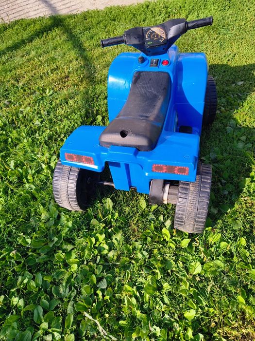 Mașinuță electrică