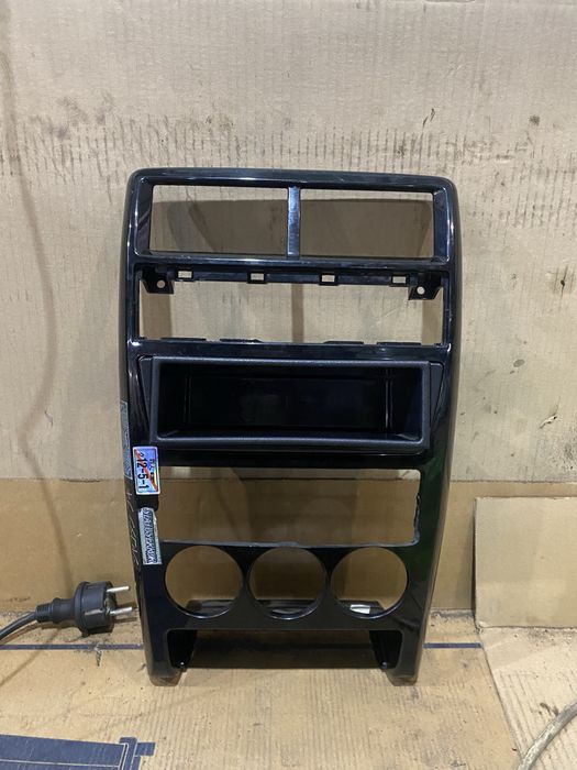 Продам консоль приора 2